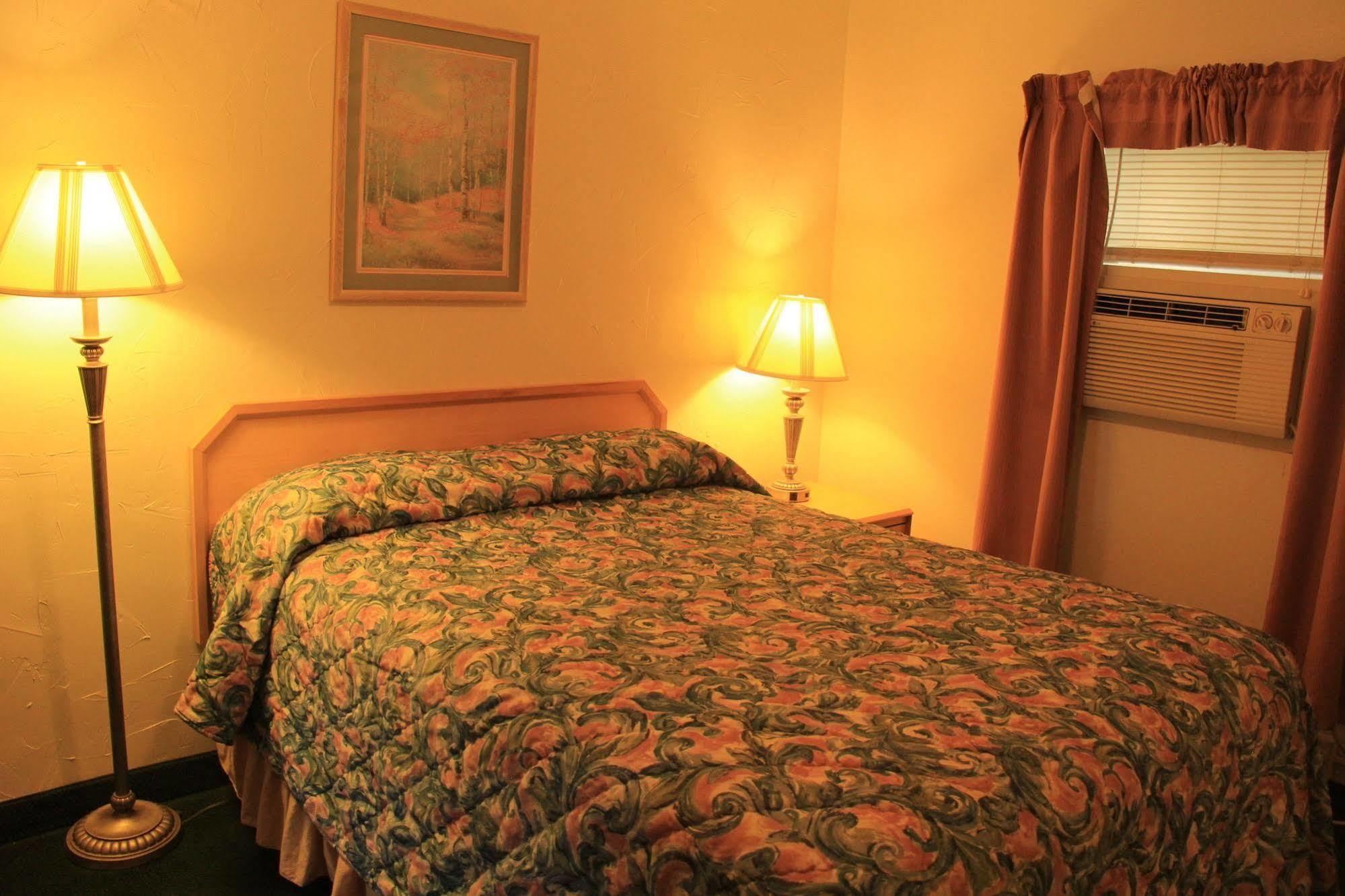 Sunrise Motor Inn コーディ エクステリア 写真